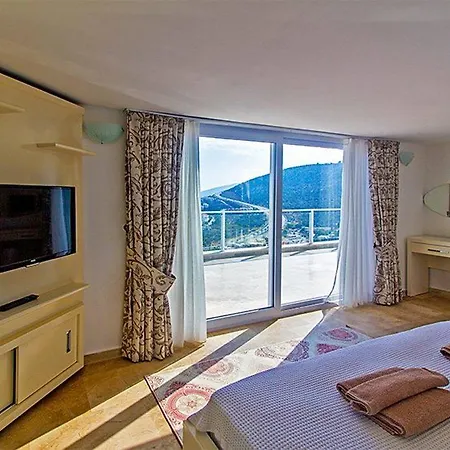 Imagine Renting This Luxury Villavilla Zeytouna Villa *