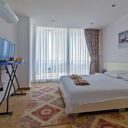 Imagine Renting This Luxury Villavilla Zeytouna